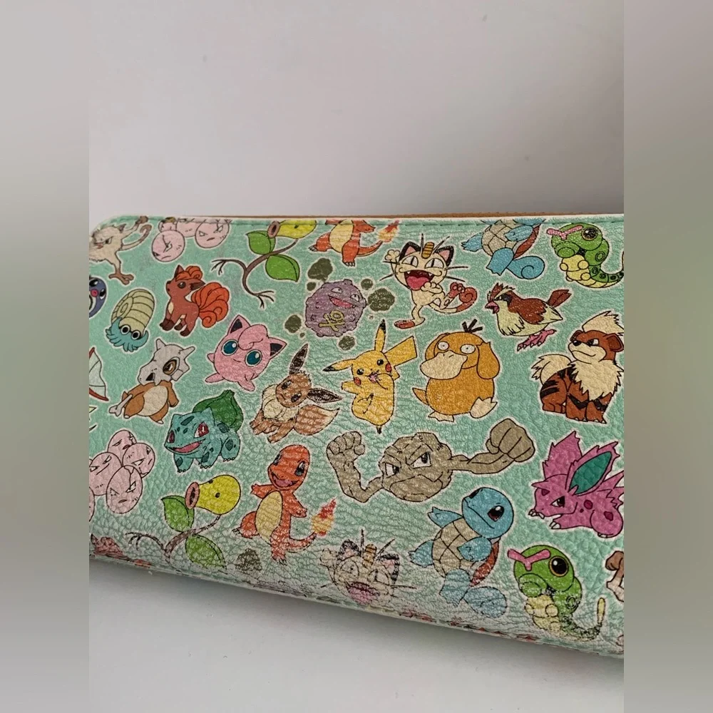 Pokémon Loungefly wallet - Picture 7 of 10